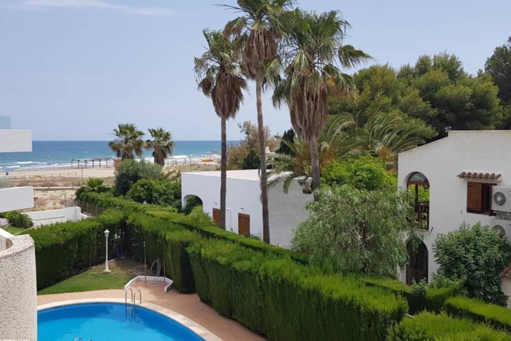 Neu renoviertes Strandappartment mit Meerblick Alcossebre Extérieur photo