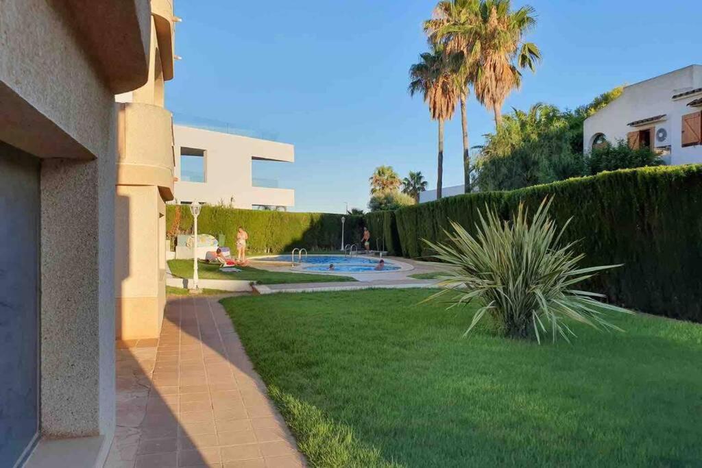 Neu renoviertes Strandappartment mit Meerblick Alcossebre Extérieur photo